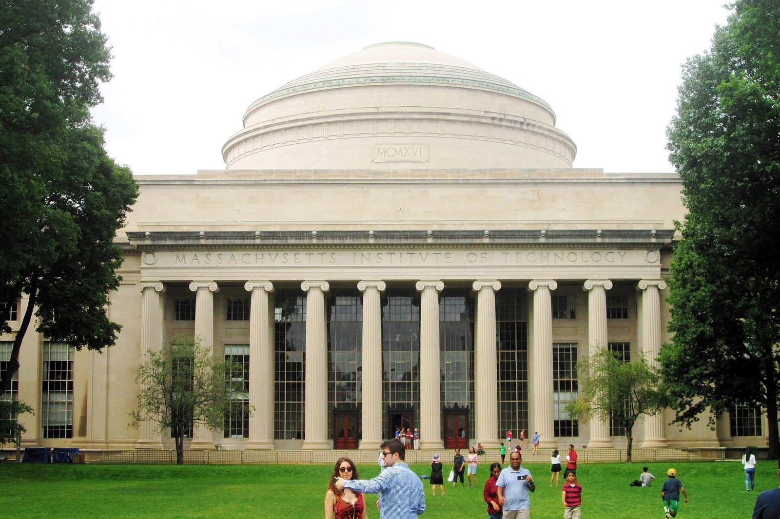 Massachusetts Institute of Technology